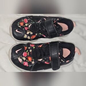 Nike Little Girls 12C Black Pink Sneakers Shoes School